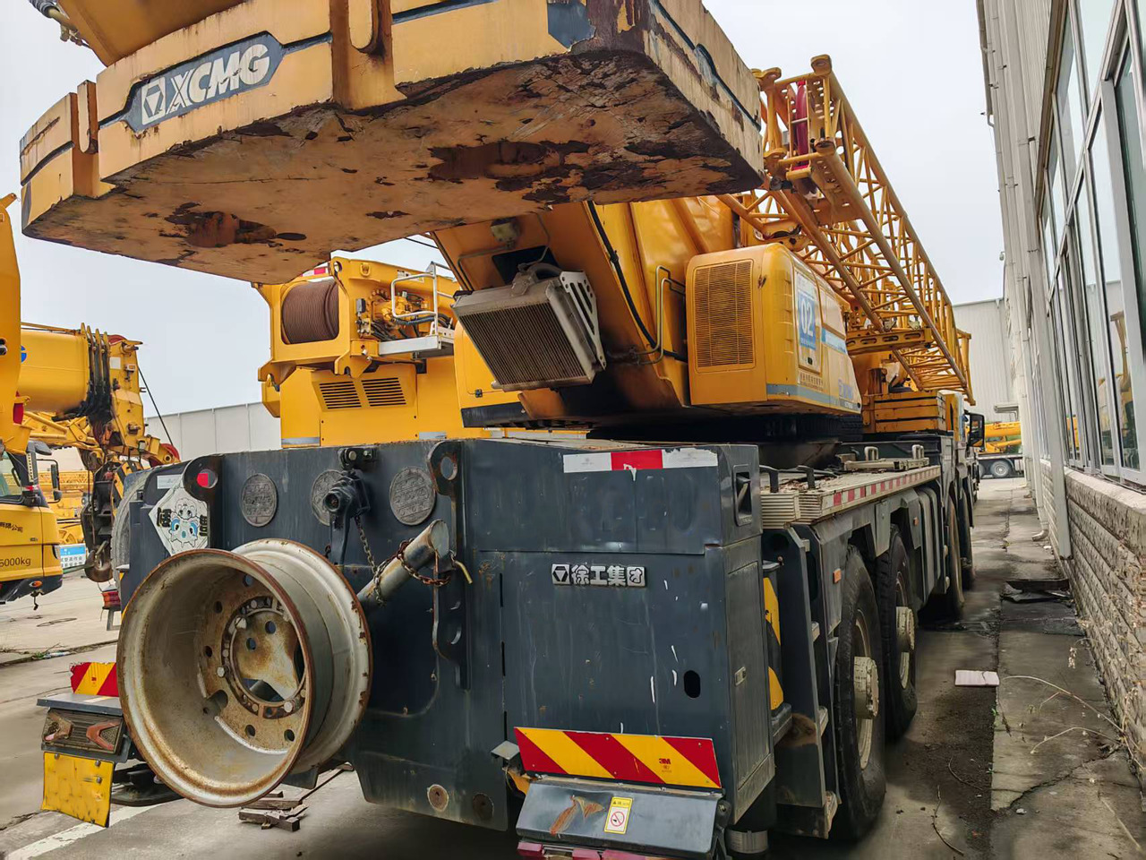 XCMG XCT80L6 80ton Mobile used hoist machine Lifting Truck Crane for Sale - Автокран: снимка 2 XCMG XCT80L6 80ton Mobile used hoist machine Lifting Truck Crane for Sale - Автокран: снимка 2