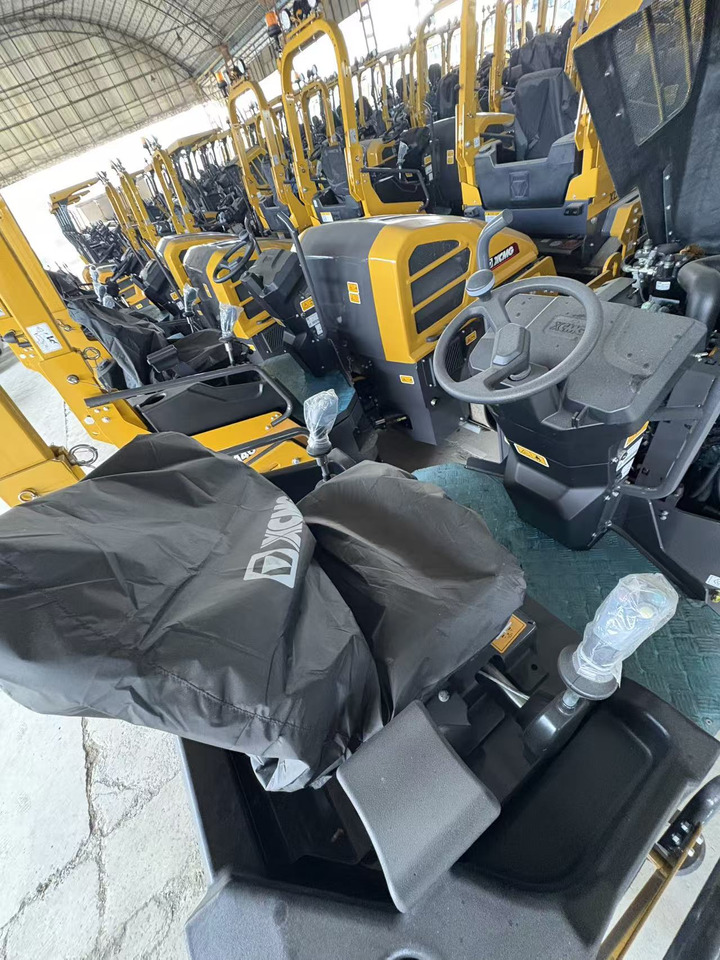 XCMG XD140VT 4ton small Light Diesel Vibratory Road Roller - Мини валяк: снимка 5 XCMG XD140VT 4ton small Light Diesel Vibratory Road Roller - Мини валяк: снимка 5