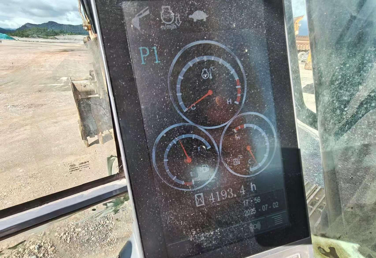 Верижен багер XCMG XE215DA hot sale used excavator hydraulic 21ton price: снимка 6 Верижен багер XCMG XE215DA hot sale used excavator hydraulic 21ton price: снимка 6