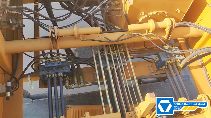XCMG XGC650 650 ton second hand crawler crane for sale - Верижен кран: снимка 2 XCMG XGC650 650 ton second hand crawler crane for sale - Верижен кран: снимка 2