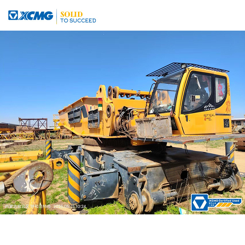 XCMG XGC650 used mobile hydraulic hoist lift machine 650ton crawler crane - Верижен кран: снимка 1 XCMG XGC650 used mobile hydraulic hoist lift machine 650ton crawler crane - Верижен кран: снимка 1