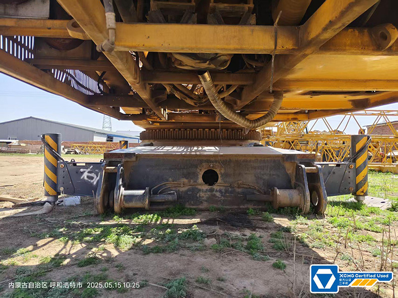 XCMG XGC650 used mobile hydraulic hoist lift machine 650ton crawler crane - Верижен кран: снимка 4 XCMG XGC650 used mobile hydraulic hoist lift machine 650ton crawler crane - Верижен кран: снимка 4