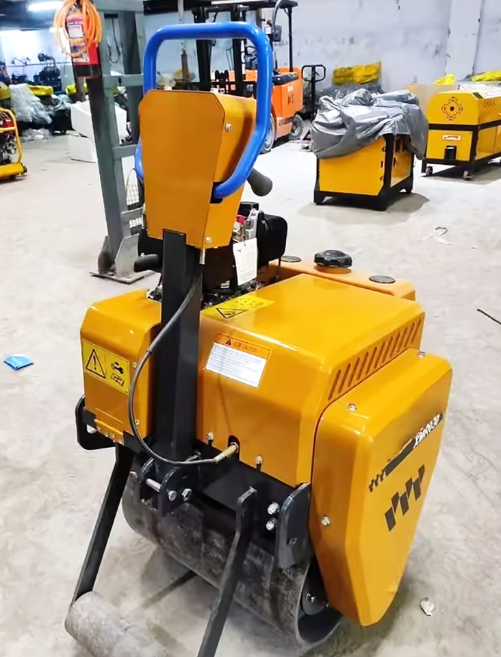 XCMG XMR030 small mini light single drum vibratory road roller - Мини валяк: снимка 2 XCMG XMR030 small mini light single drum vibratory road roller - Мини валяк: снимка 2