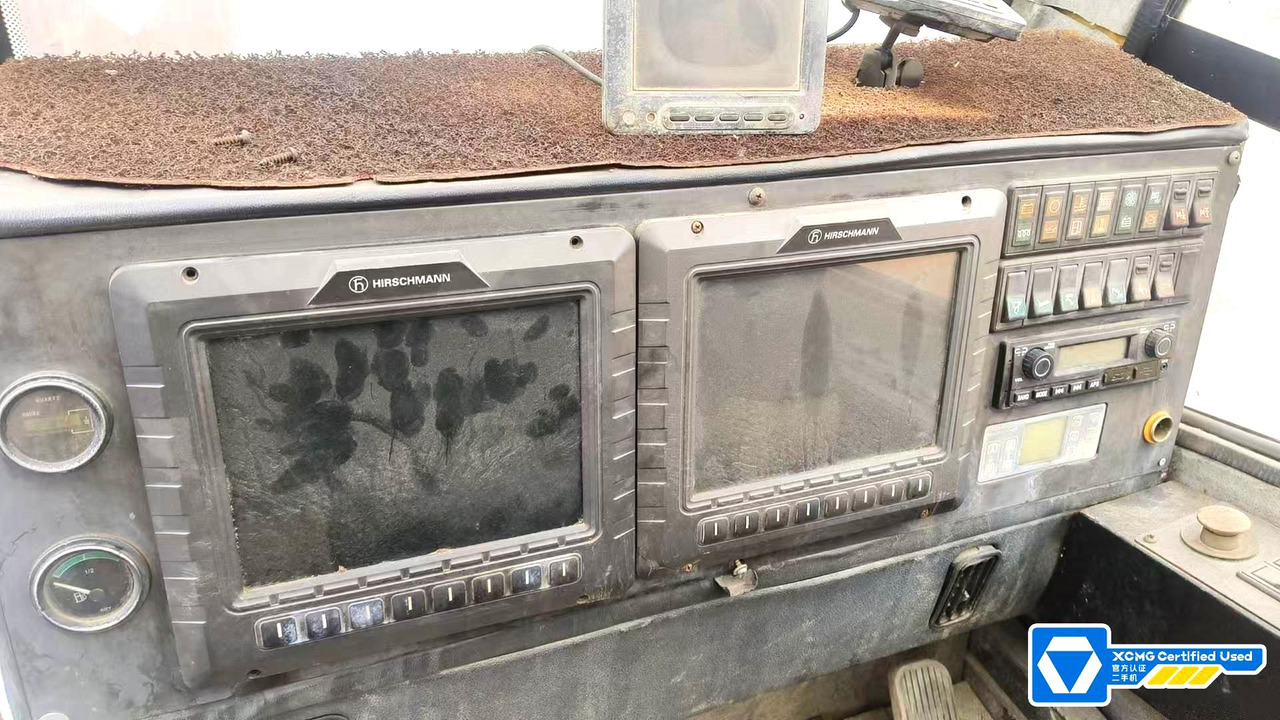 XCMG second hand large ton all terrain crane 650 ton QAY650 - Кран за всякакви терени: снимка 2 XCMG second hand large ton all terrain crane 650 ton QAY650 - Кран за всякакви терени: снимка 2