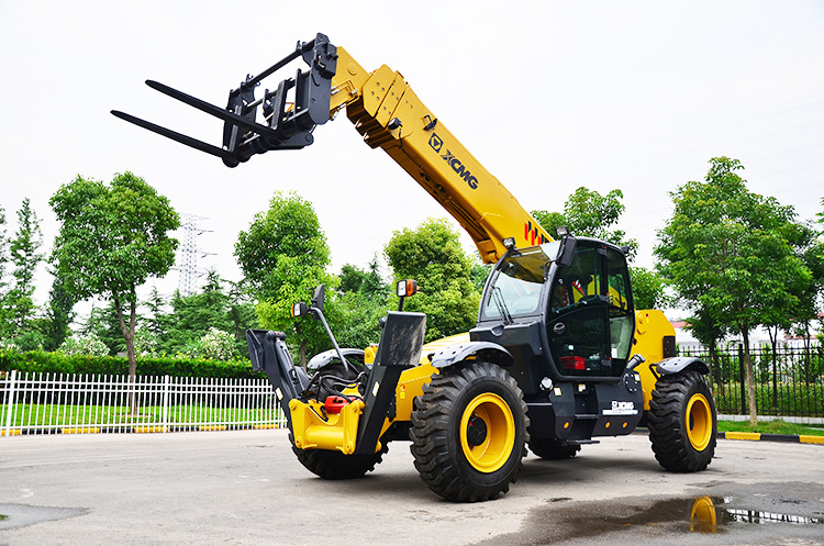 XCMG second hand telescopic boom forklift telehandler XC6-2506E price - Телескопичен товарач: снимка 5 XCMG second hand telescopic boom forklift telehandler XC6-2506E price - Телескопичен товарач: снимка 5