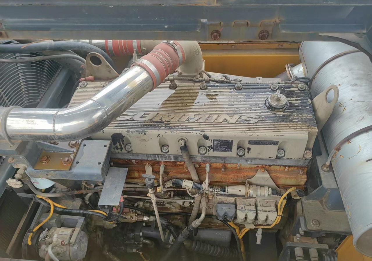 XCMG used hydraulic excavator XE490DK 49ton for sale - Верижен багер: снимка 4 XCMG used hydraulic excavator XE490DK 49ton for sale - Верижен багер: снимка 4