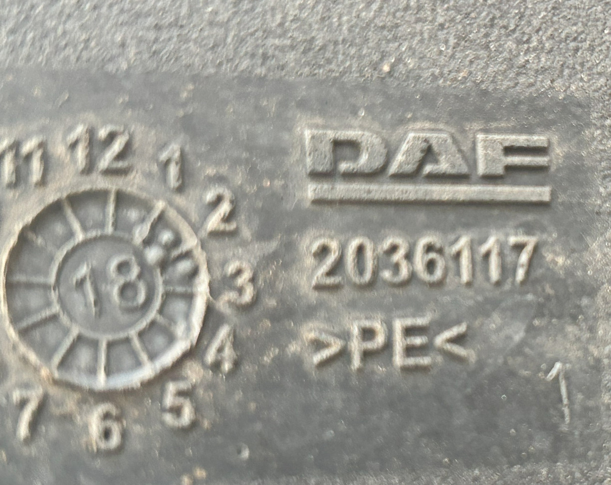 DAF ADBLUE FLUID TANK 90L XF 106 480 - Резервоар за AdBlue: снимка 4 DAF ADBLUE FLUID TANK 90L XF 106 480 - Резервоар за AdBlue: снимка 4