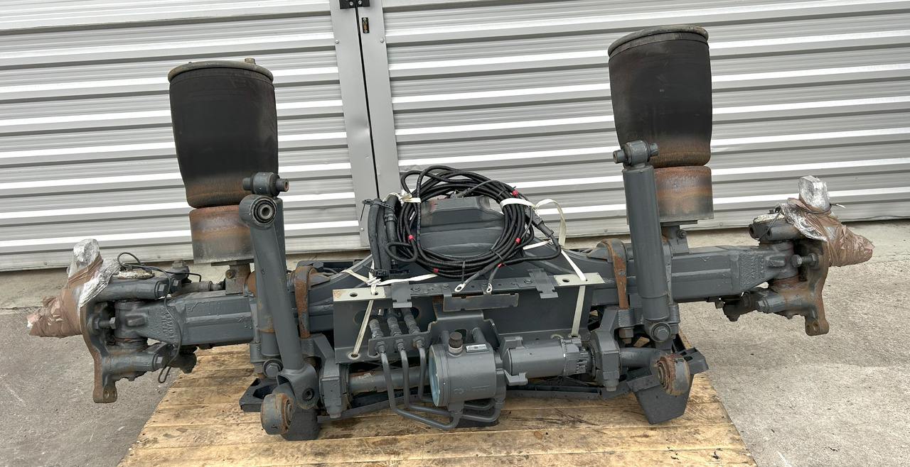 DAF COMPLETE STEERING AXLE DAF XF 106 480 - Задна ос: снимка 1 DAF COMPLETE STEERING AXLE DAF XF 106 480 - Задна ос: снимка 1