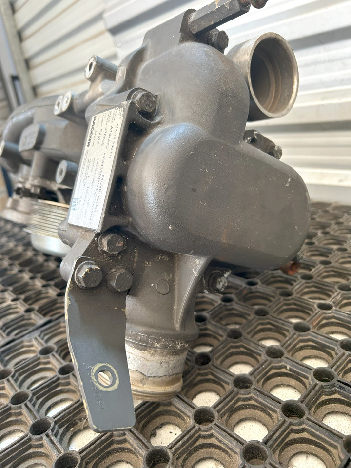 DAF COOLANT PUMP DAF XF 106 - Помпа за охлаждаща течност: снимка 4 DAF COOLANT PUMP DAF XF 106 - Помпа за охлаждаща течност: снимка 4