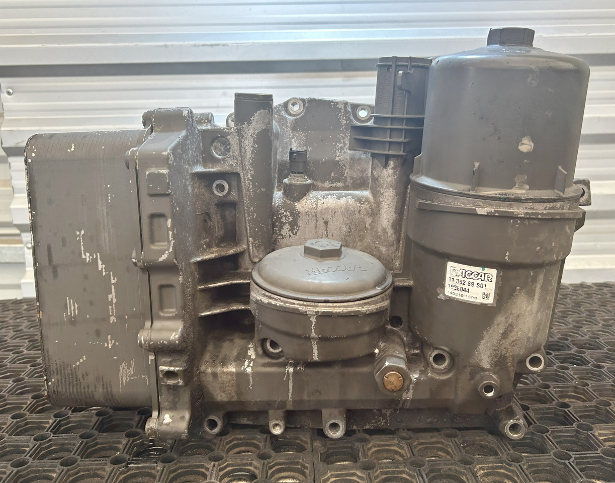 DAF OIL MODULE DAF XF - Маслен филтър: снимка 1 DAF OIL MODULE DAF XF - Маслен филтър: снимка 1