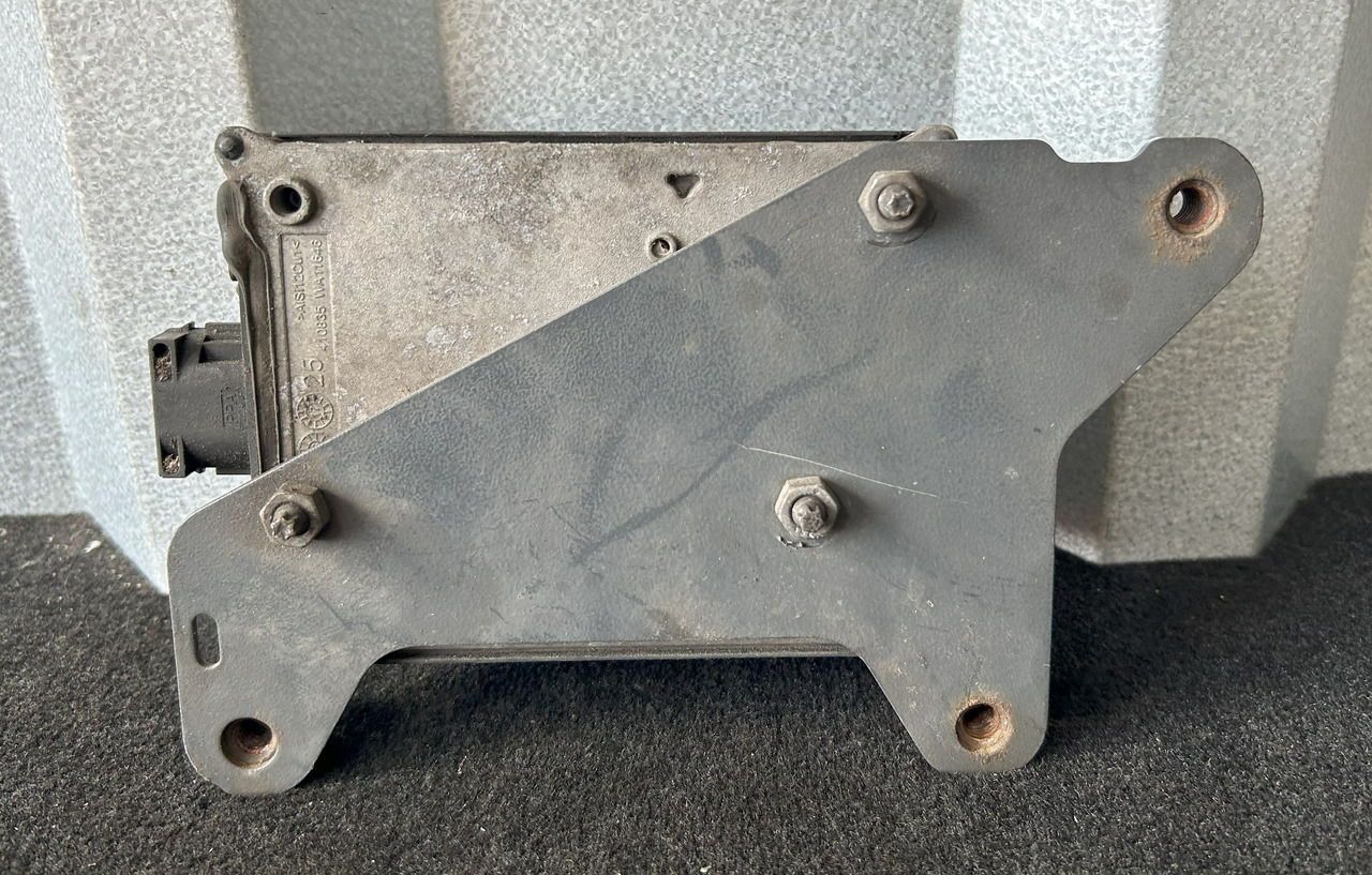 DAF RADAR AKTYWNY ACC2 AEBS DAF XF 106 480 - Електрическа система за Камион: снимка 2 DAF RADAR AKTYWNY ACC2 AEBS DAF XF 106 480 - Електрическа система за Камион: снимка 2