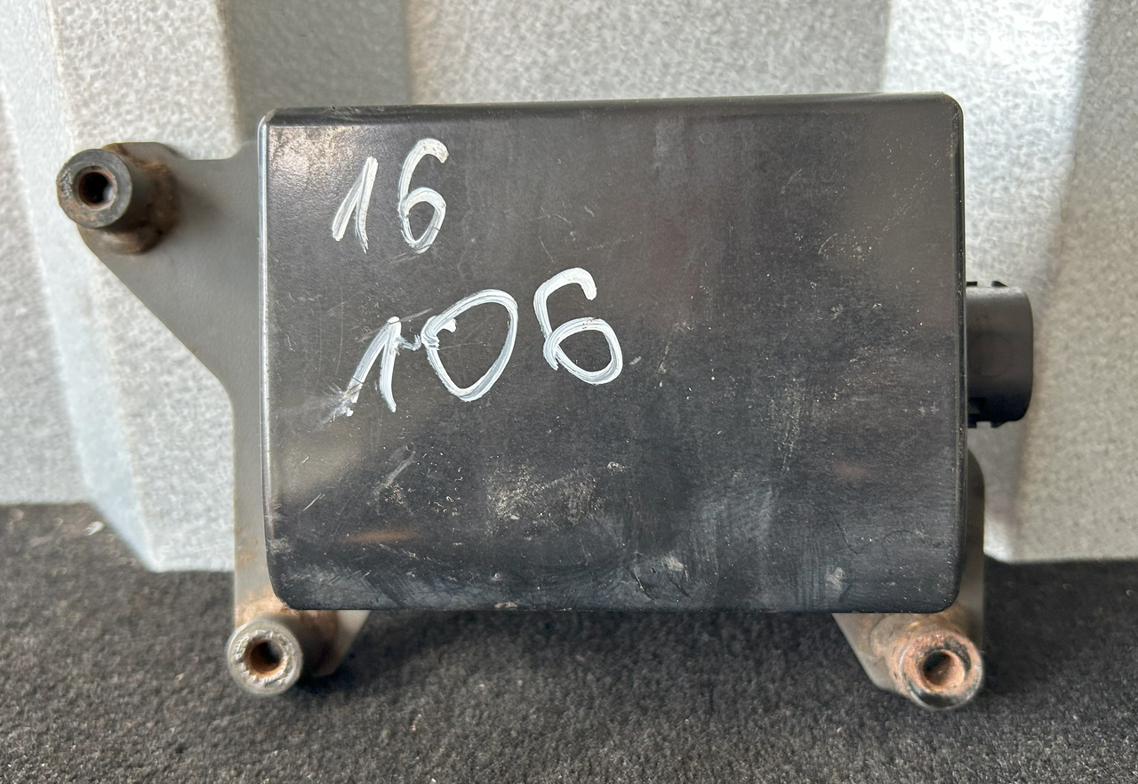 DAF RADAR AKTYWNY ACC2 AEBS DAF XF 106 480 - Електрическа система за Камион: снимка 1 DAF RADAR AKTYWNY ACC2 AEBS DAF XF 106 480 - Електрическа система за Камион: снимка 1