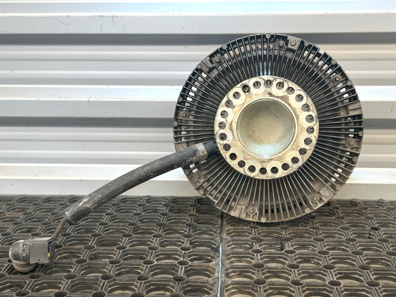 DAF VISCOTIC CLUTCH VISCO DAF XF 106 460 - Вентилатор: снимка 2 DAF VISCOTIC CLUTCH VISCO DAF XF 106 460 - Вентилатор: снимка 2