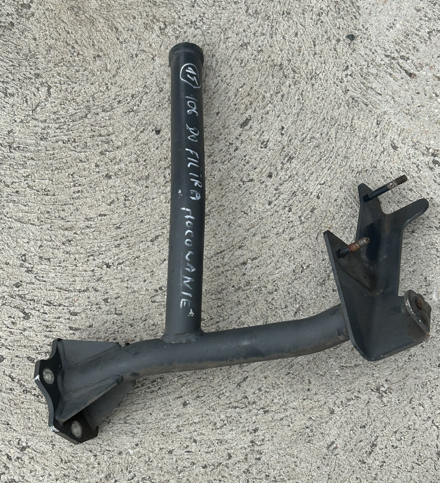 DAF XF 106 480 AIR FILTER HOUSING SUPPORT - Аеродинамика/ Спойлер: снимка 1 DAF XF 106 480 AIR FILTER HOUSING SUPPORT - Аеродинамика/ Спойлер: снимка 1