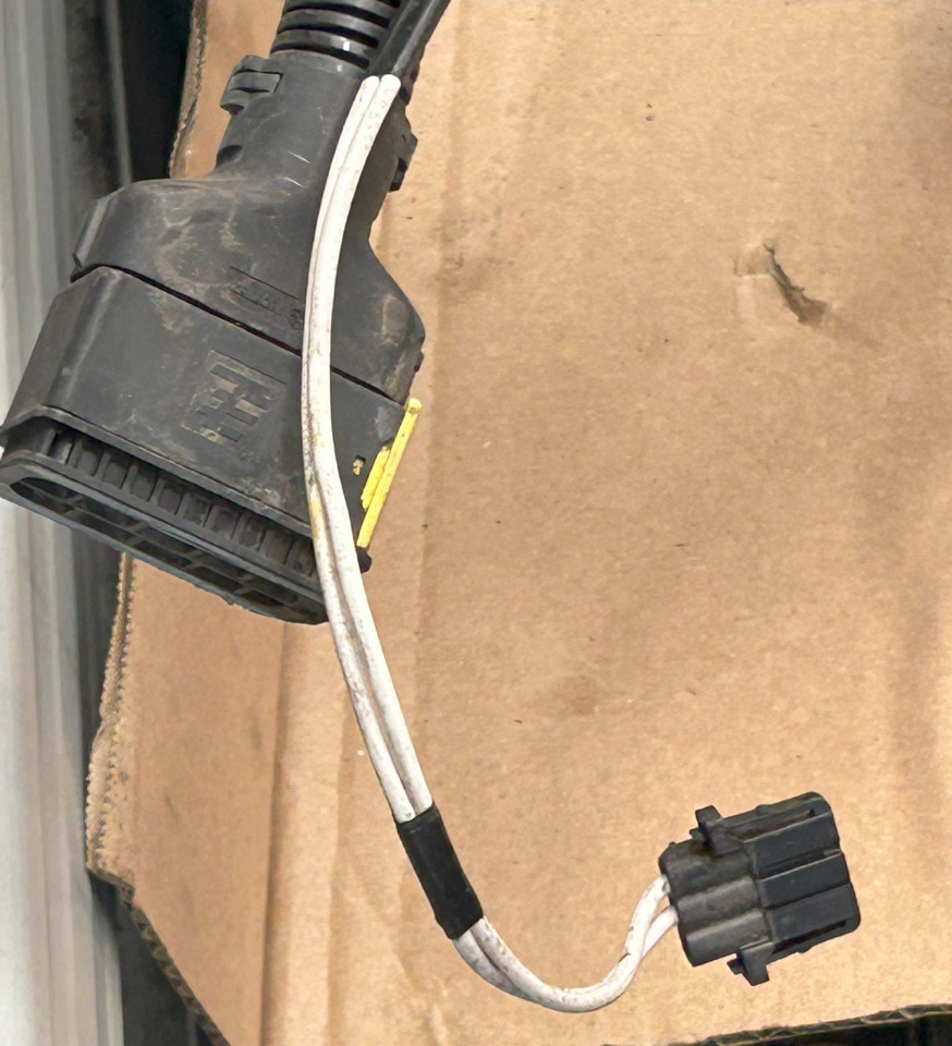 DAF XF 106 ELECTRICAL HARNESS - Кабели/ Жици: снимка 3 DAF XF 106 ELECTRICAL HARNESS - Кабели/ Жици: снимка 3