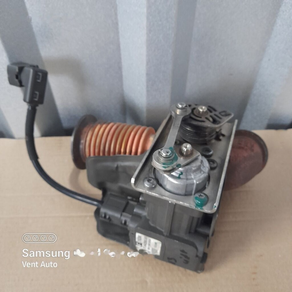 DAF XF 106 LIFT 2162360 EGR DAF XF 106 LIFT 2162360 truck - Двигател и части за Камион: снимка 3 DAF XF 106 LIFT 2162360 EGR DAF XF 106 LIFT 2162360 truck - Двигател и части за Камион: снимка 3