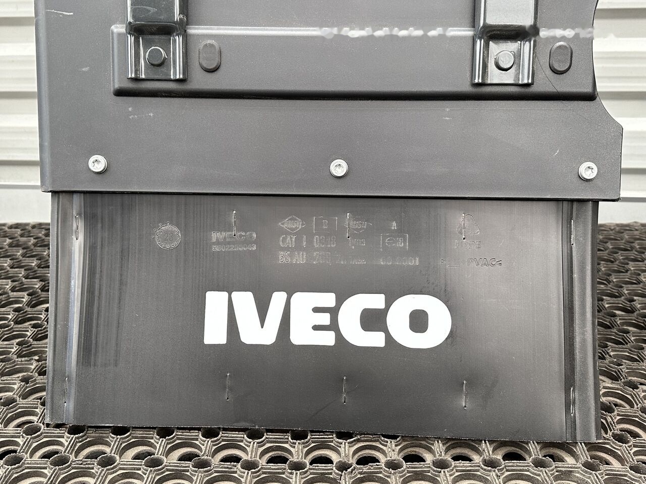 IVECO EUROCARGO 5801551258 - Калник за Камион: снимка 4 IVECO EUROCARGO 5801551258 - Калник за Камион: снимка 4