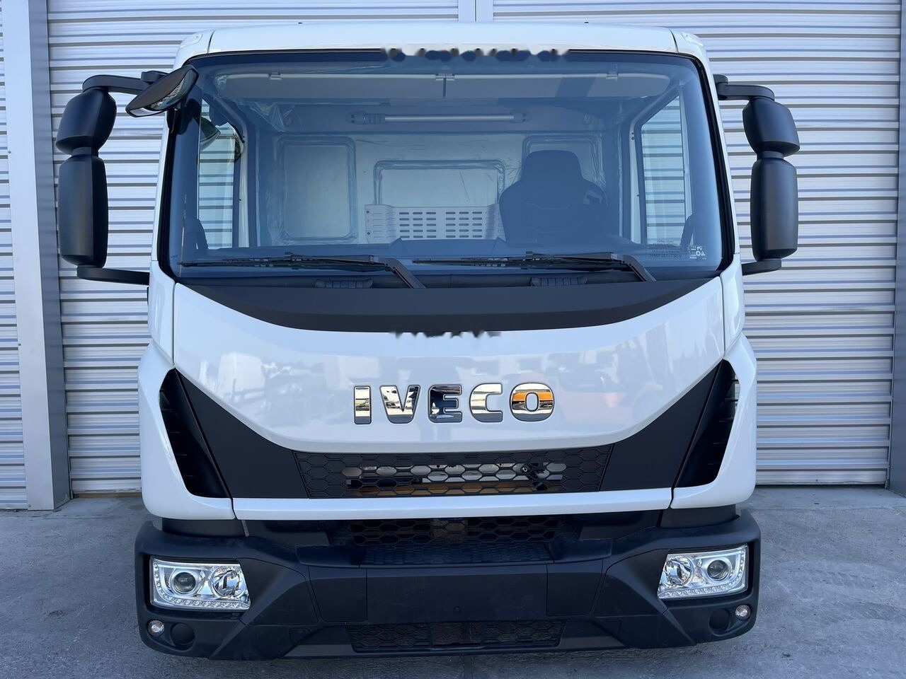 IVECO Eurocargo for IVECO Eurocargo DAY cabine - Кабина за Лек автомобил: снимка 4 IVECO Eurocargo for IVECO Eurocargo DAY cabine - Кабина за Лек автомобил: снимка 4