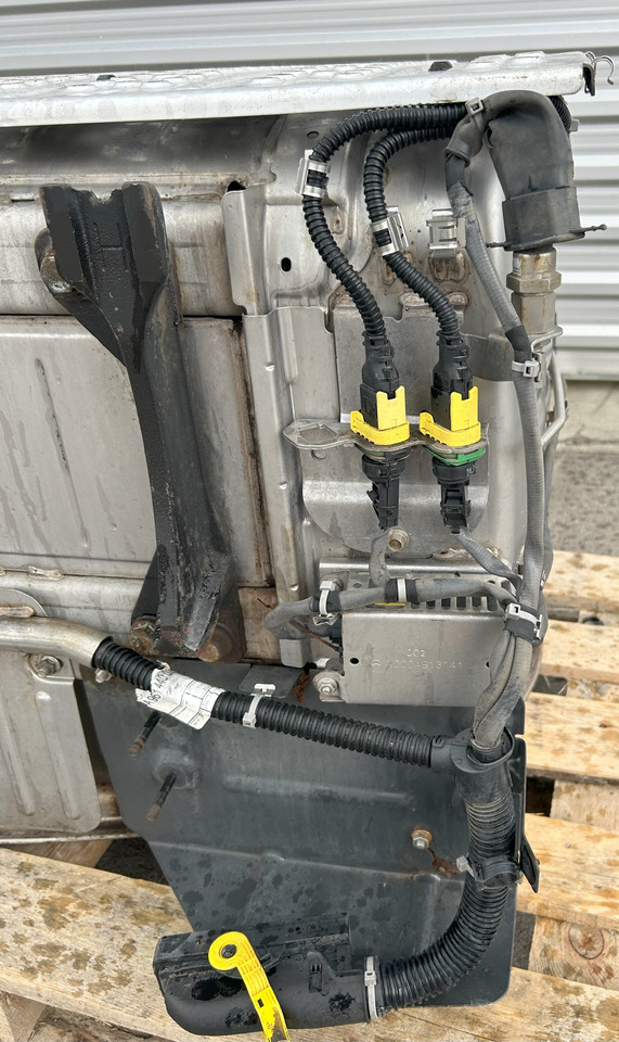MERCEDES ACTROS MP4 A0094905612 - Катализатор за Камион: снимка 2 MERCEDES ACTROS MP4 A0094905612 - Катализатор за Камион: снимка 2