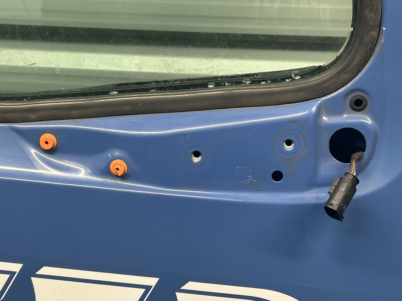 MERCEDES ACTROS MP4 DOOR RIGHT EITH RAMP MIRROR - Врата и части: снимка 3 MERCEDES ACTROS MP4 DOOR RIGHT EITH RAMP MIRROR - Врата и части: снимка 3