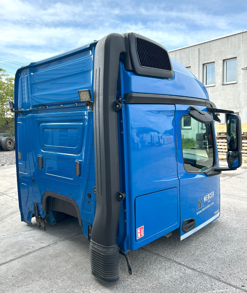 MERCEDES AROCS MP4 L STREAM SPACE 2.30M , tunnel 170 mm - Кабина: снимка 4 MERCEDES AROCS MP4 L STREAM SPACE 2.30M , tunnel 170 mm - Кабина: снимка 4