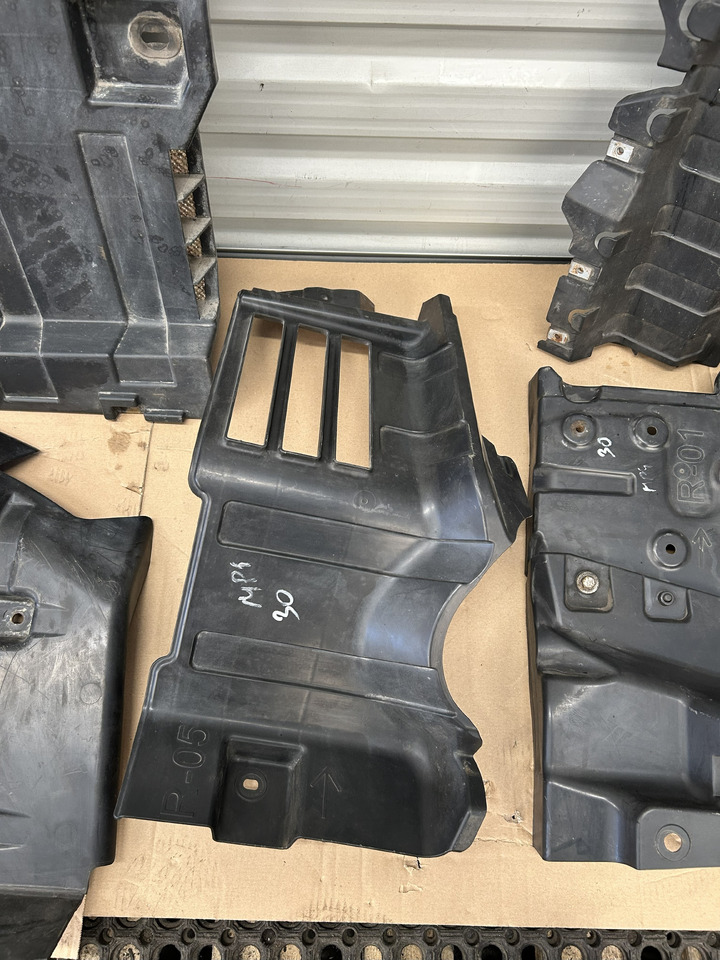 MERCEDES-BENZ ACTROS MP4 BIGSPACE ENGINE SOUNDPROOFING COVER KIT - Каросерия и екстериор за Камион: снимка 5 MERCEDES-BENZ ACTROS MP4 BIGSPACE ENGINE SOUNDPROOFING COVER KIT - Каросерия и екстериор за Камион: снимка 5