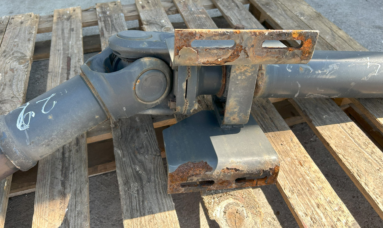 MERCEDES-BENZ ACTROS MP4 DRIVE SHAFT - Карданні вали: снимка 3 MERCEDES-BENZ ACTROS MP4 DRIVE SHAFT - Карданні вали: снимка 3