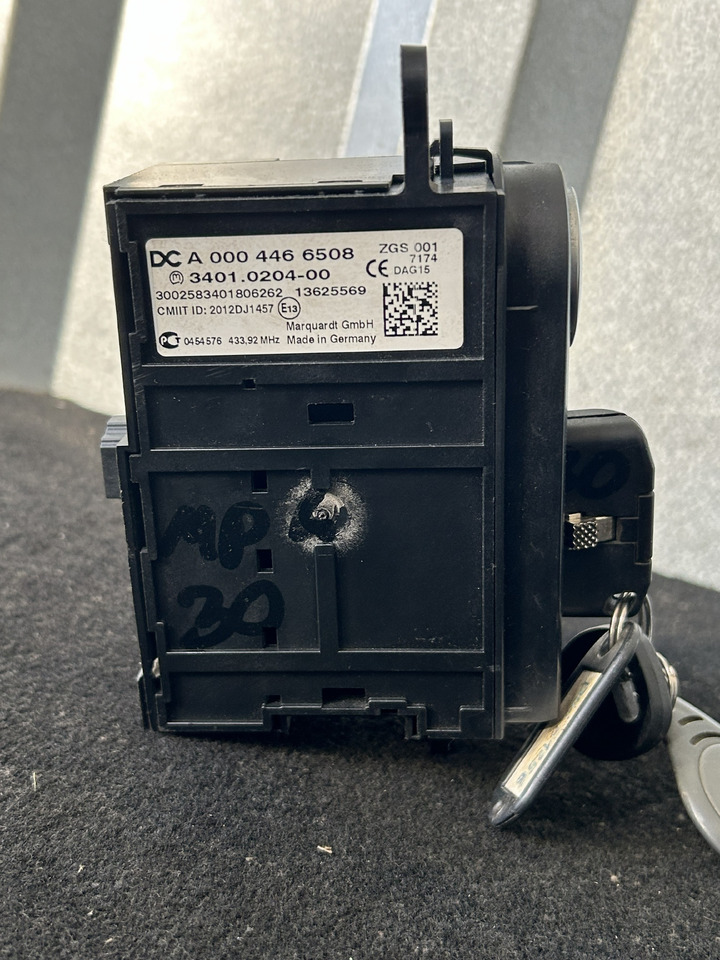 MERCEDES-BENZ ACTROS MP4 START/STOP IGNITION SWITCH - Табло за Камион: снимка 4 MERCEDES-BENZ ACTROS MP4 START/STOP IGNITION SWITCH - Табло за Камион: снимка 4