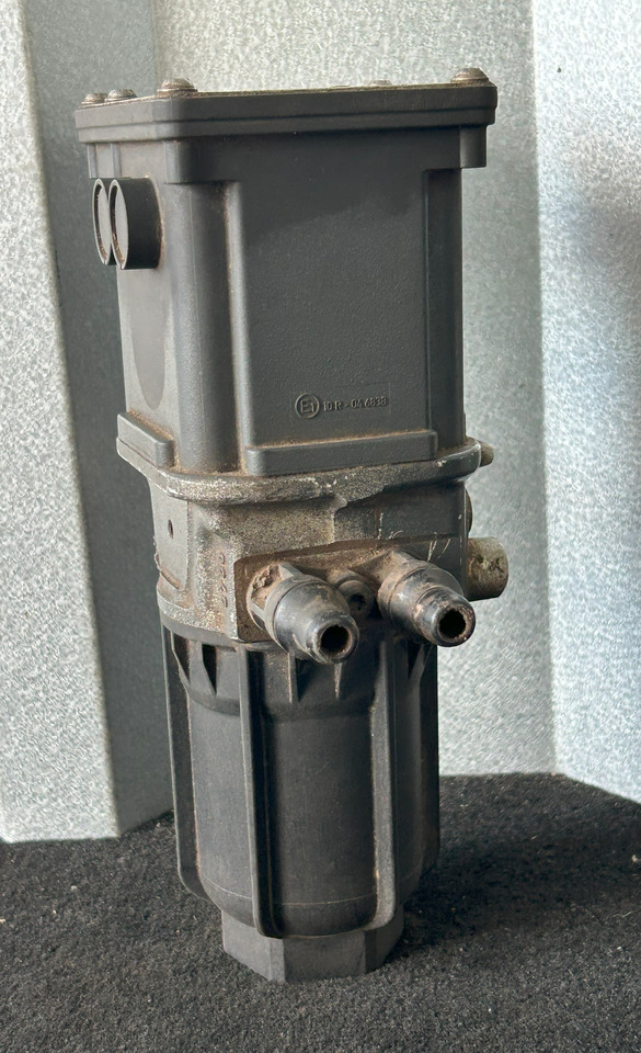 MERCEDES-BENZ AROCS MP4 ADBLUE PUMP - Изпускателна система за Камион: снимка 4 MERCEDES-BENZ AROCS MP4 ADBLUE PUMP - Изпускателна система за Камион: снимка 4