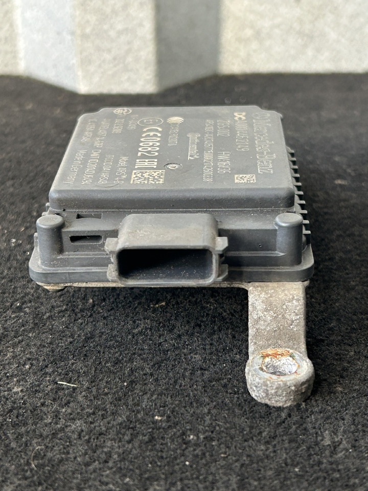 MERCEDES-BENZ RADAR DISTRONIC ACTROS MP4 - Блок за управление: снимка 3 MERCEDES-BENZ RADAR DISTRONIC ACTROS MP4 - Блок за управление: снимка 3