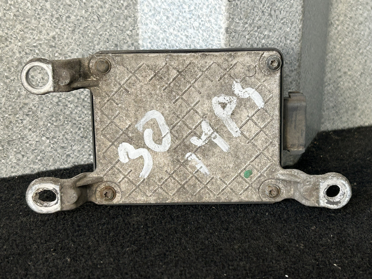 MERCEDES-BENZ RADAR DISTRONIC ACTROS MP4 - Блок за управление: снимка 4 MERCEDES-BENZ RADAR DISTRONIC ACTROS MP4 - Блок за управление: снимка 4