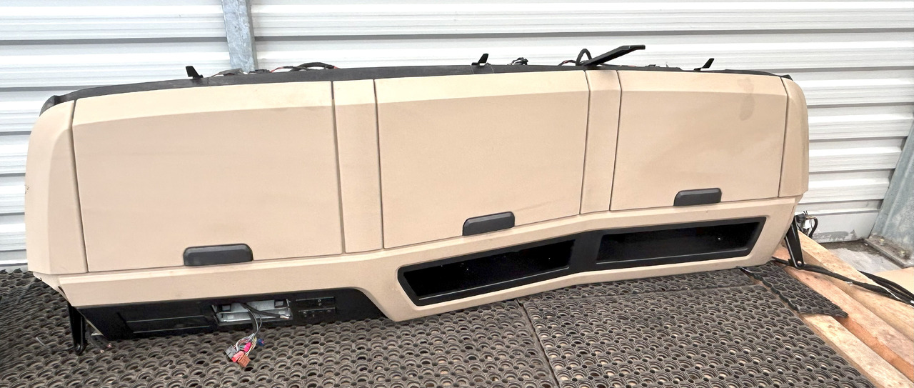 MERCEDES-BENZ UPPER COCKPIT STORAGE COMPARTMENTS SHELVES SHELF STORAGE COMPARTMENT GIGA SPACE CAB - Кабина и интериор: снимка 1 MERCEDES-BENZ UPPER COCKPIT STORAGE COMPARTMENTS SHELVES SHELF STORAGE COMPARTMENT GIGA SPACE CAB - Кабина и интериор: снимка 1