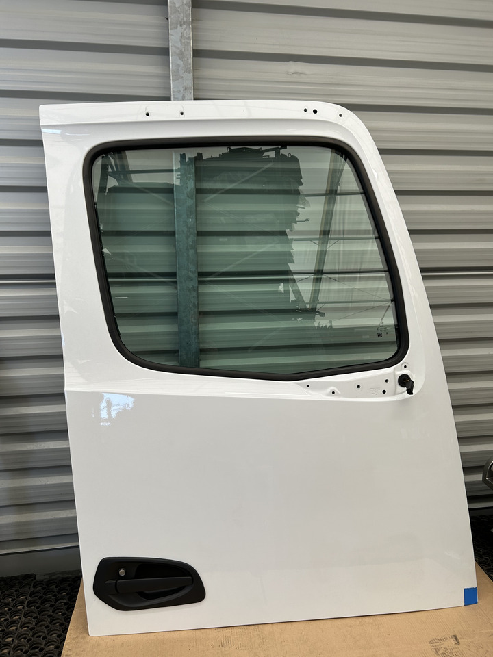 MERCEDES DOOR RIGHT narrow cab M-CLASSIC SPACE ACTROS AROCS MP4 MP5 BRAND NEW - Врата и части: снимка 1 MERCEDES DOOR RIGHT narrow cab M-CLASSIC SPACE ACTROS AROCS MP4 MP5 BRAND NEW - Врата и части: снимка 1