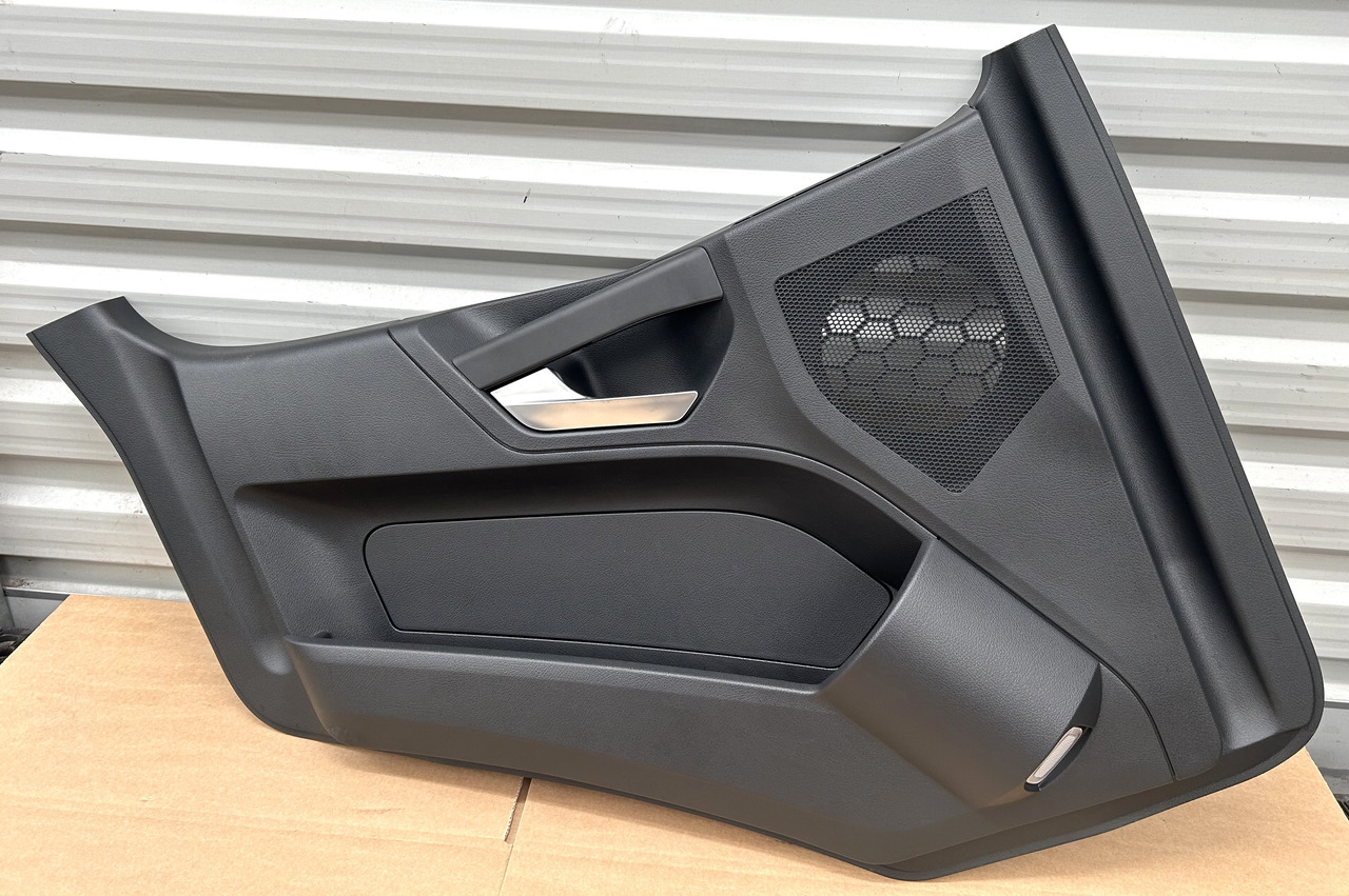 MERCEDES UPHOLSTERY DOOR LEFT SIDE AROCS ACTROS MP4 MP5 - Врата и части: снимка 1 MERCEDES UPHOLSTERY DOOR LEFT SIDE AROCS ACTROS MP4 MP5 - Врата и части: снимка 1