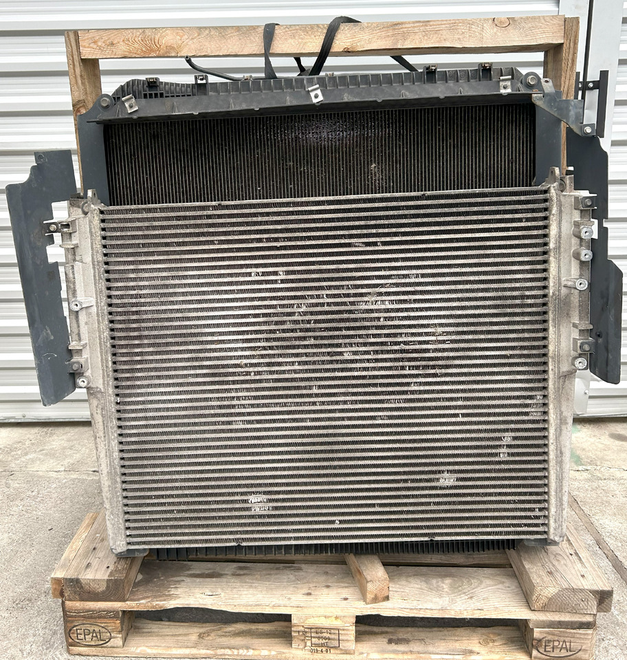 Mercedes ACTROS MP4 COOLERS SET - Радиатор: снимка 1 Mercedes ACTROS MP4 COOLERS SET - Радиатор: снимка 1