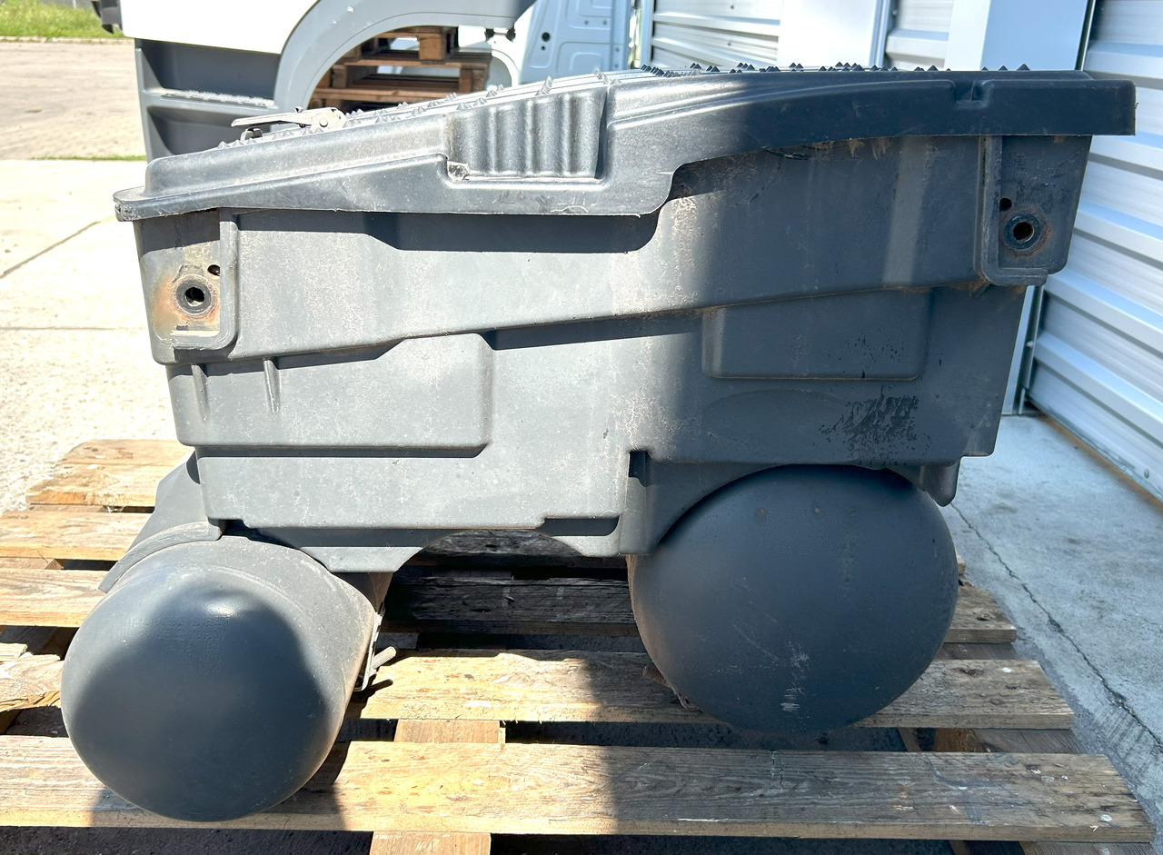 Mercedes AROCS MP4 BATTERY BOX WITH CYLINDERS - Акумулатор за Камион: снимка 4 Mercedes AROCS MP4 BATTERY BOX WITH CYLINDERS - Акумулатор за Камион: снимка 4