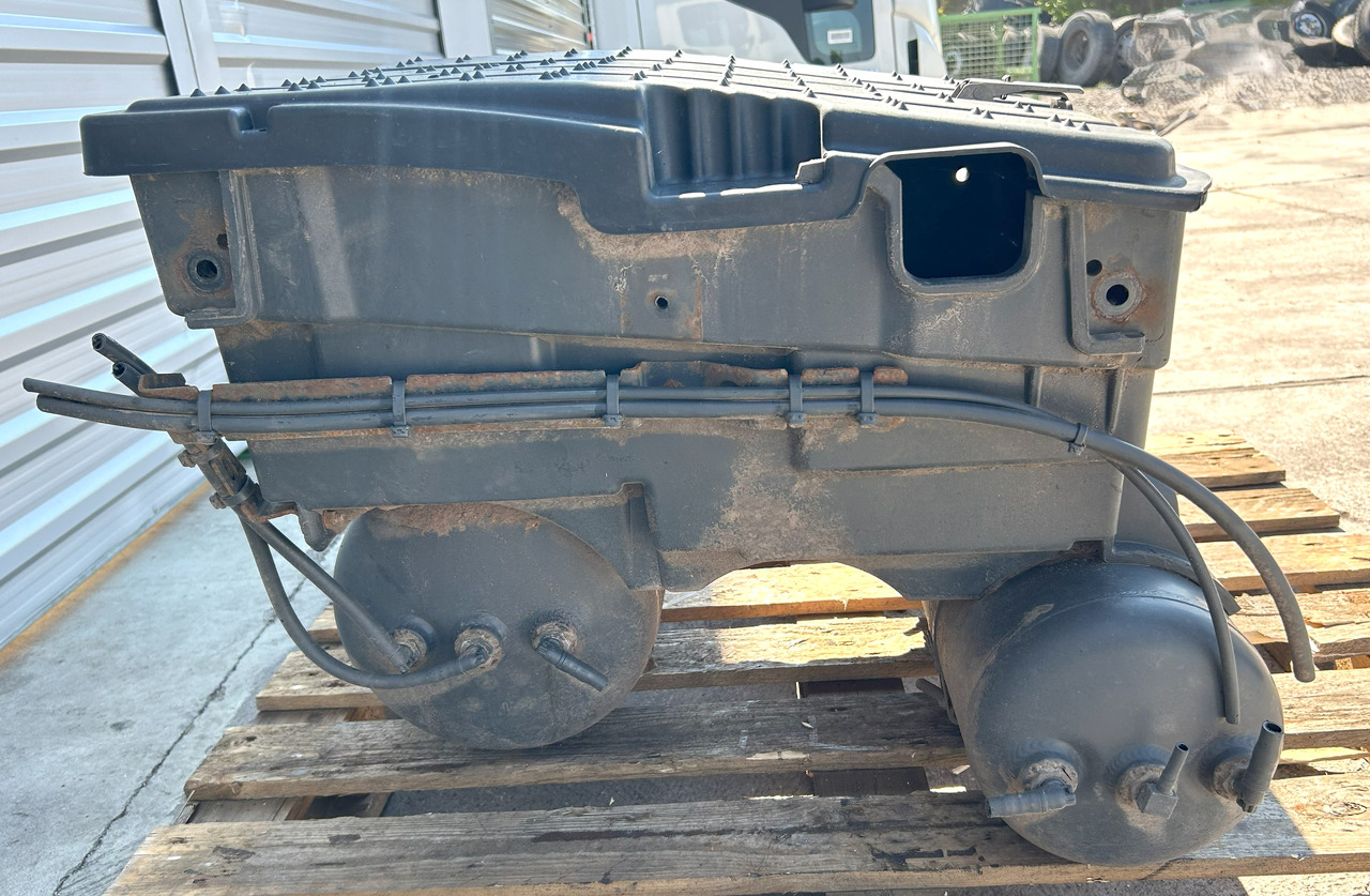 Mercedes AROCS MP4 BATTERY BOX WITH CYLINDERS - Акумулатор за Камион: снимка 1 Mercedes AROCS MP4 BATTERY BOX WITH CYLINDERS - Акумулатор за Камион: снимка 1