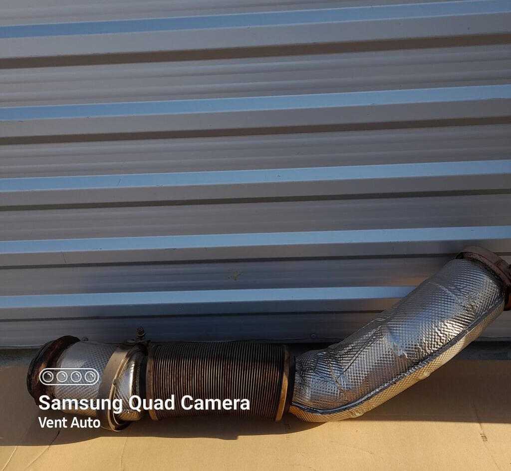 Mercedes-Benz A9614902450 Mercedes-Benz ACTROS MP5 22R truck - Изпускателна тръба за Камион: снимка 1 Mercedes-Benz A9614902450 Mercedes-Benz ACTROS MP5 22R truck - Изпускателна тръба за Камион: снимка 1