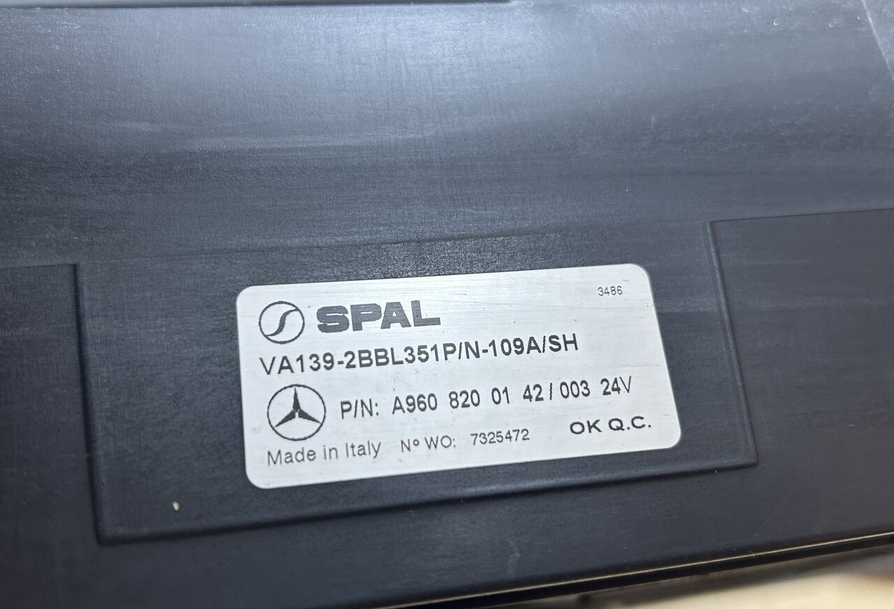 Mercedes-Benz ACTROS MP4 A9608200142 Mercedes-Benz ACTROS MP4 truck - Вентилатор за Камион: снимка 2 Mercedes-Benz ACTROS MP4 A9608200142 Mercedes-Benz ACTROS MP4 truck - Вентилатор за Камион: снимка 2