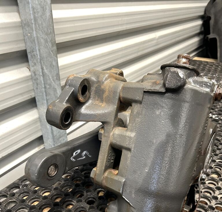 Mercedes-Benz ACTROS MP4 truck - Кормилно управление за Камион: снимка 2 Mercedes-Benz ACTROS MP4 truck - Кормилно управление за Камион: снимка 2