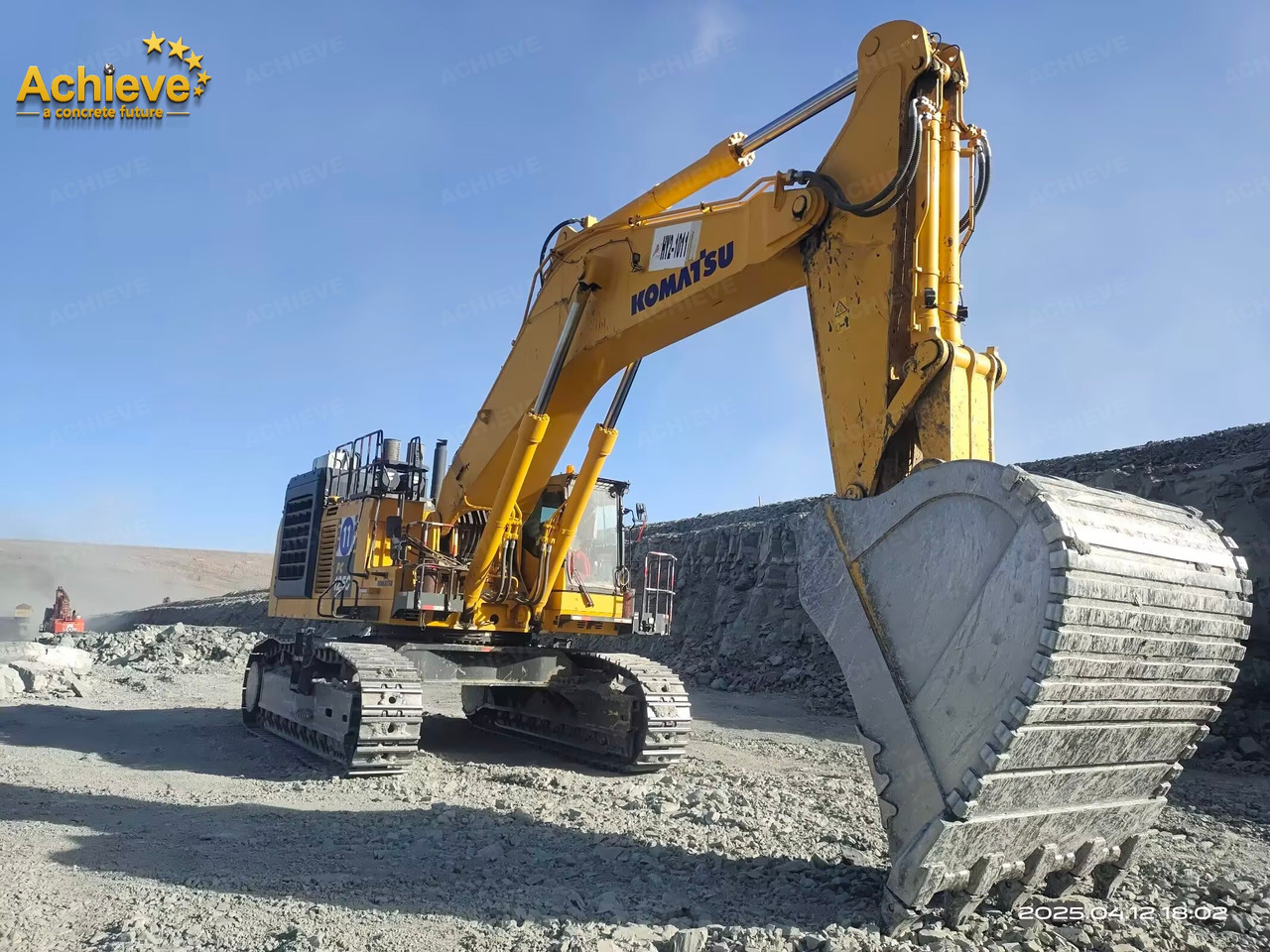 Komatsu 【ACHIEVE】TOP CONDITION!!! PC1250-11R 2023 4500h Horsepower (HP) 758 HP @ 1,800 rpm Operating weight (lbs) 269,300 - 272,600 Bucket Capacity (yd3) 5.3-9.5 - Верижен багер: снимка 1 Komatsu 【ACHIEVE】TOP CONDITION!!! PC1250-11R 2023 4500h Horsepower (HP) 758 HP @ 1,800 rpm Operating weight (lbs) 269,300 - 272,600 Bucket Capacity (yd3) 5.3-9.5 - Верижен багер: снимка 1