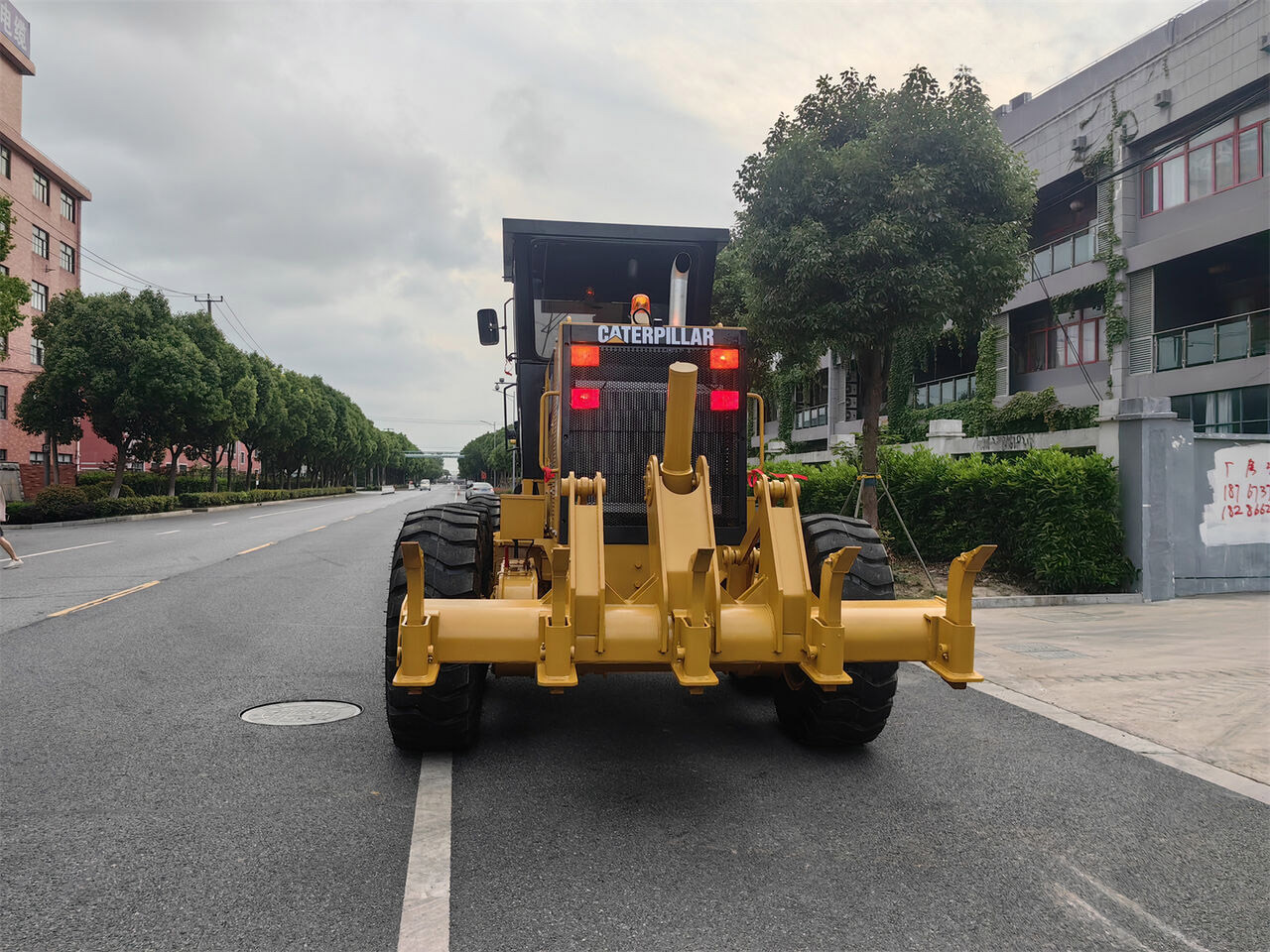 Caterpillar 140K Motor Grader Road Construction Machine - Грейдер: снимка 3 Caterpillar 140K Motor Grader Road Construction Machine - Грейдер: снимка 3