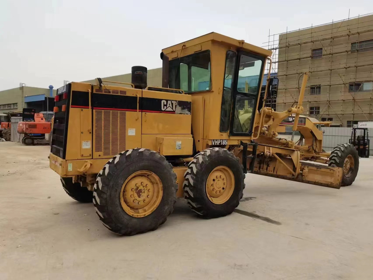 Caterpillar Original Color Motor Grader Used CAT 140H - Грейдер: снимка 3 Caterpillar Original Color Motor Grader Used CAT 140H - Грейдер: снимка 3