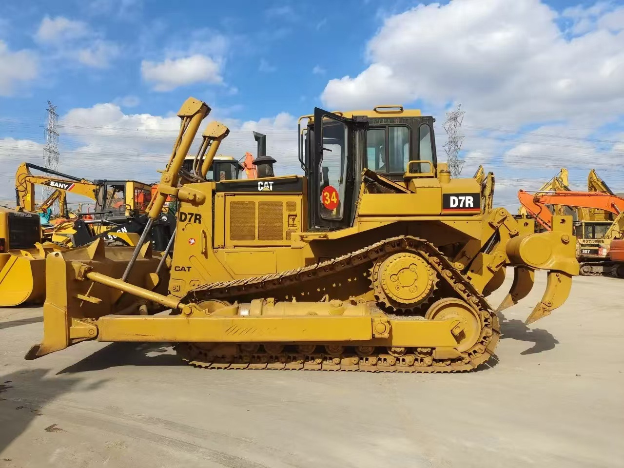 Caterpillar Secondhand Bulldozer CAT D7R Japan Origin Tracked Tractor - Булдозер: снимка 3 Caterpillar Secondhand Bulldozer CAT D7R Japan Origin Tracked Tractor - Булдозер: снимка 3