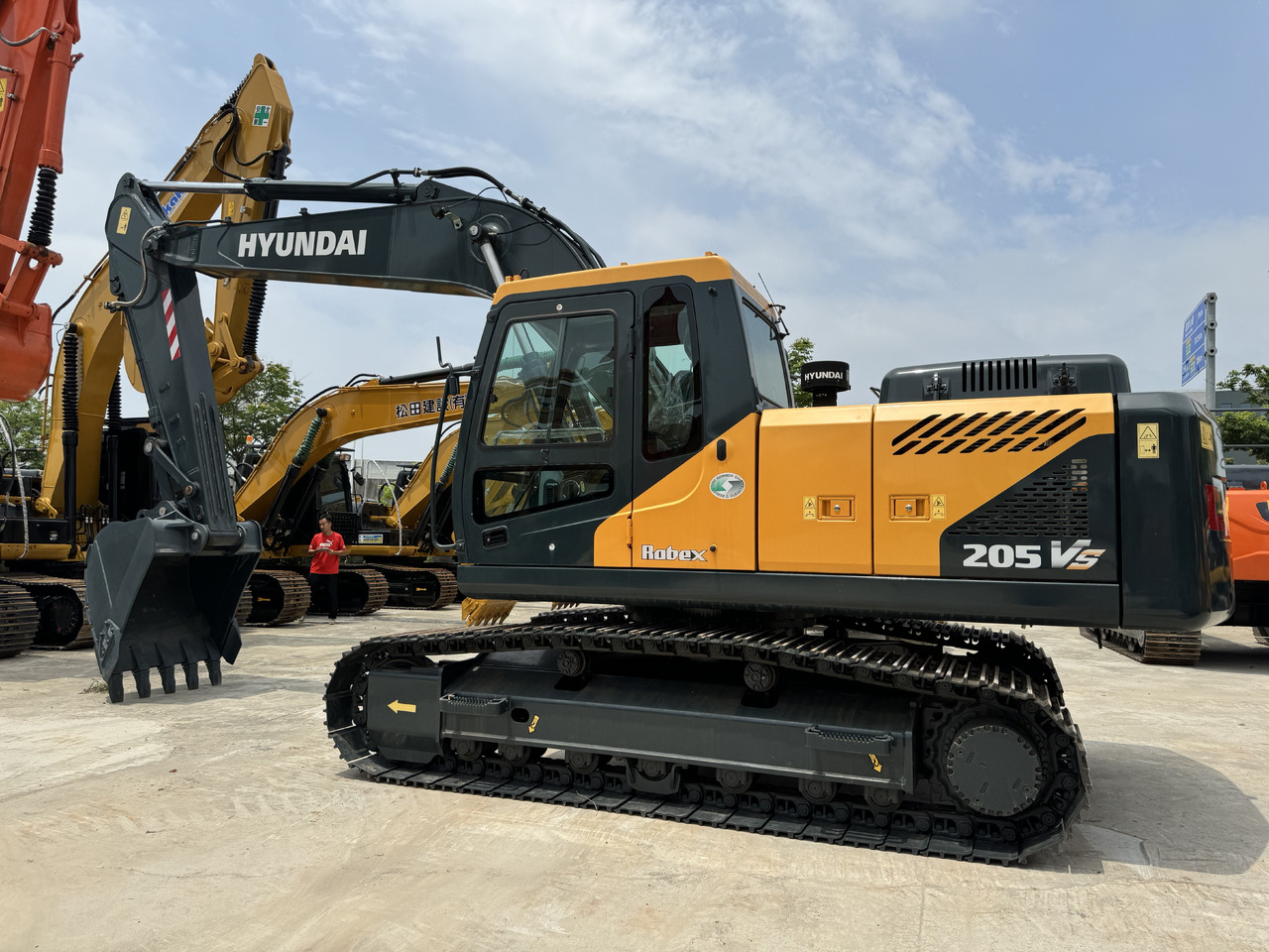 Hyundai 205VS Brand New 20 ton Excavator - Верижен багер: снимка 2 Hyundai 205VS Brand New 20 ton Excavator - Верижен багер: снимка 2