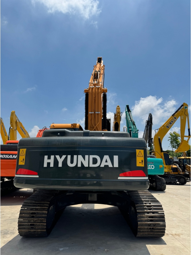 Hyundai 305LC-9S Good Price Used Excavator - Верижен багер: снимка 3 Hyundai 305LC-9S Good Price Used Excavator - Верижен багер: снимка 3