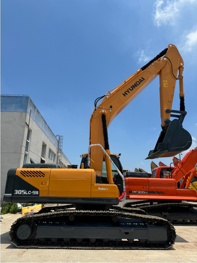 Hyundai 305LC-9S Good Price Used Excavator - Верижен багер: снимка 4 Hyundai 305LC-9S Good Price Used Excavator - Верижен багер: снимка 4