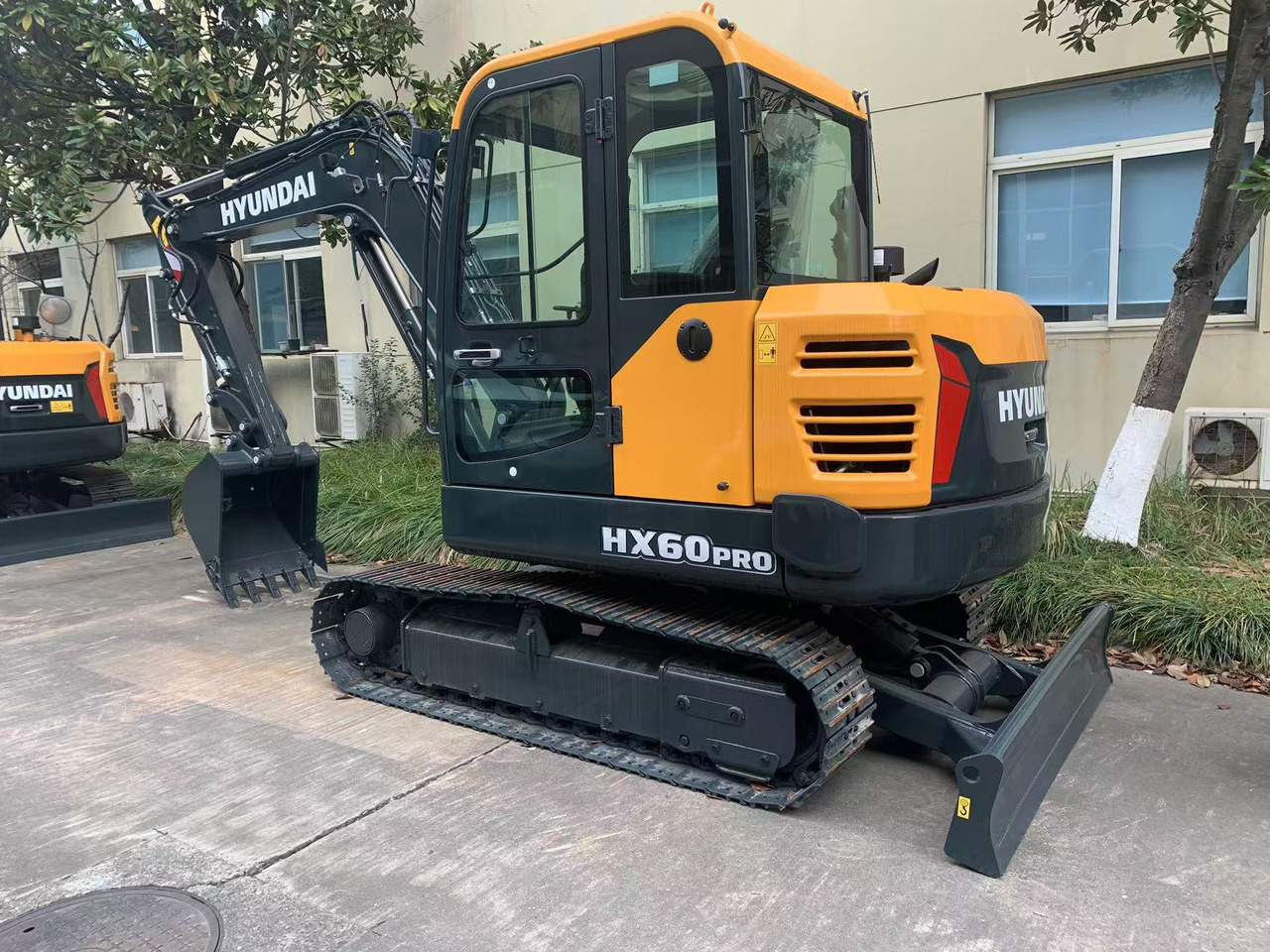 Нови Мини багер Hyundai 6 ton Mini Excavator Hyundai HX60 Pro Brand New Condition: снимка 6