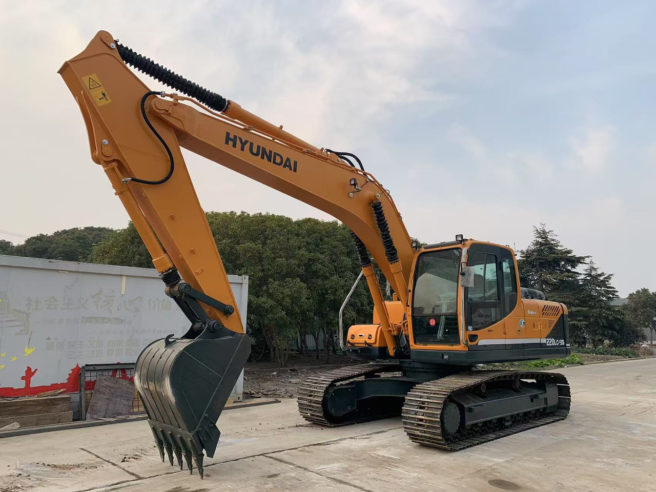 Hyundai Excavator 220LC-9S Secondhand Korea Machine - Верижен багер: снимка 2 Hyundai Excavator 220LC-9S Secondhand Korea Machine - Верижен багер: снимка 2