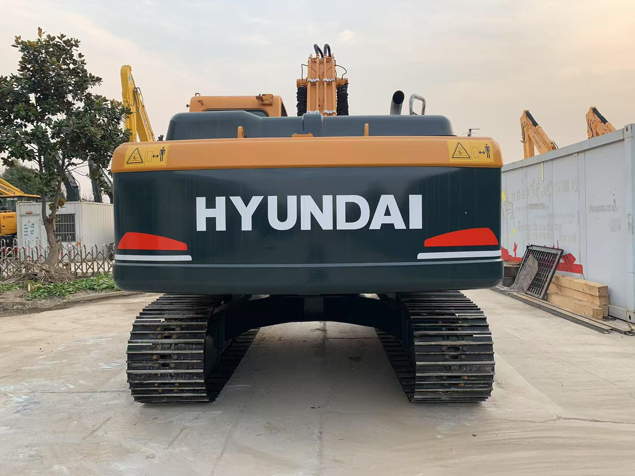 Hyundai Excavator 220LC-9S Secondhand Korea Machine - Верижен багер: снимка 4 Hyundai Excavator 220LC-9S Secondhand Korea Machine - Верижен багер: снимка 4